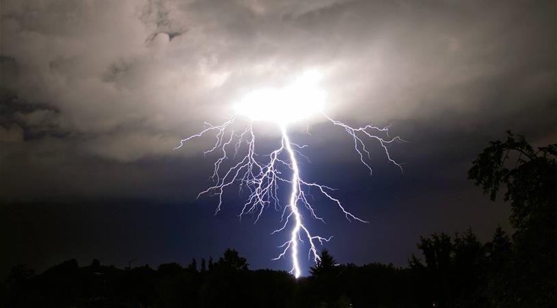 lightning_