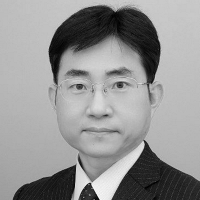 Shoubin_Zhang_BW_200x200px Shoubin Zhang