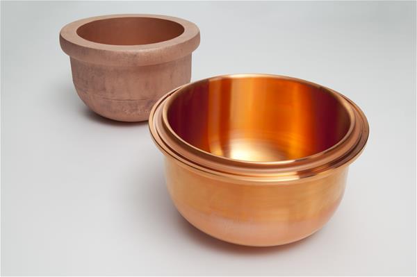 Unfinished and finished copper sputterin targets cans