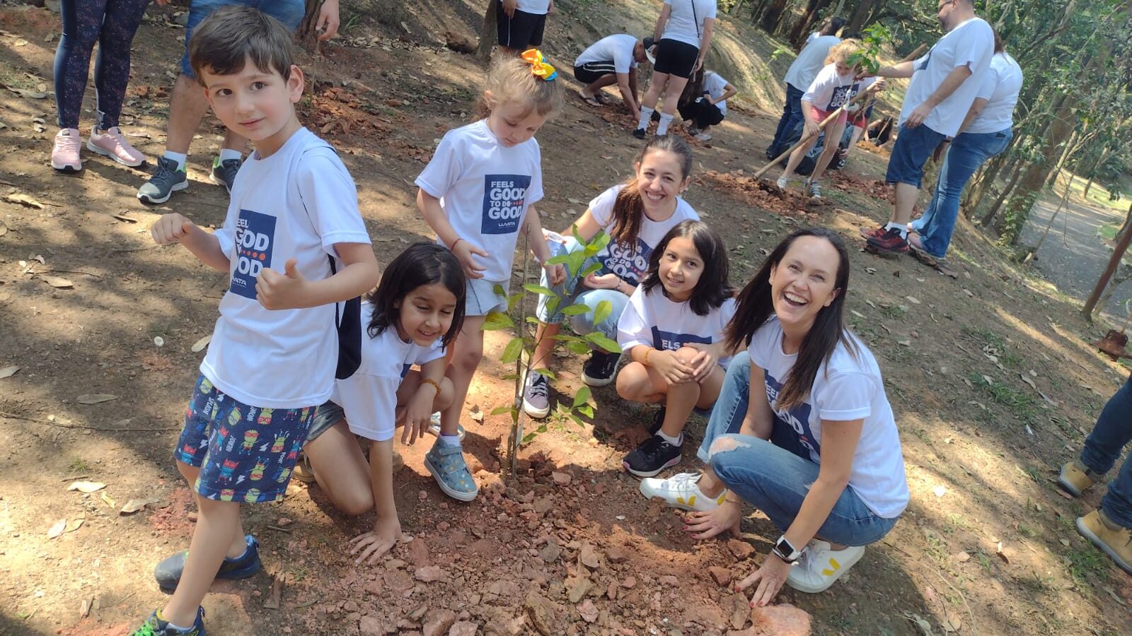 Image of Luvata São Paulo employees in Feels Good to Do Good activities